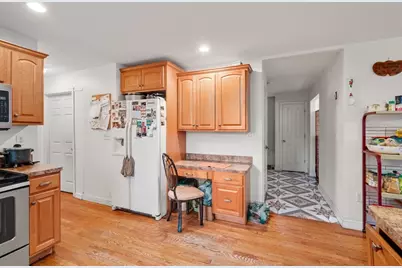 86 Oakland St, Stoughton, MA 02072 - Photo 14