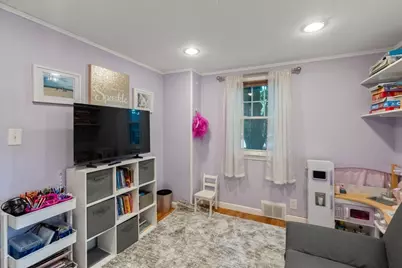29 Laurel Road, Norwood, MA 02062 - Photo 18