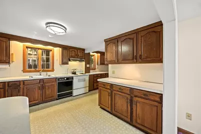 47 Little Rock Ave, Falmouth, MA 02540 - Photo 18