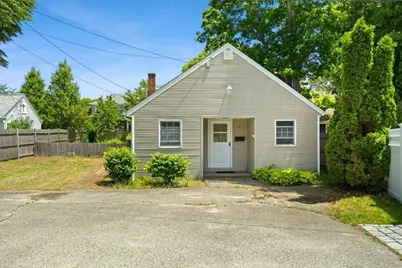 47 Little Rock Ave, Falmouth, MA 02540 - Photo 2