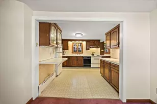 47 Little Rock Ave, Falmouth, MA 02540 - Photo 18