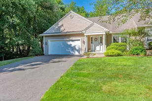 91 Shadow Brook Est, South Hadley, MA 01075 - Photo 2