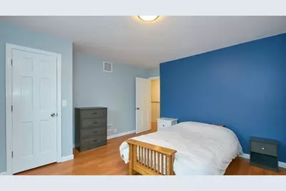 4 Olive Square #4, Somerville, MA 02143 - Photo 8