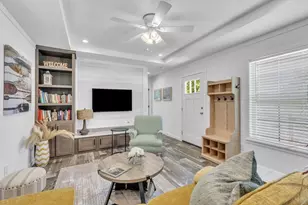 2 4th Ave, Ware, MA 01082 - Photo 4