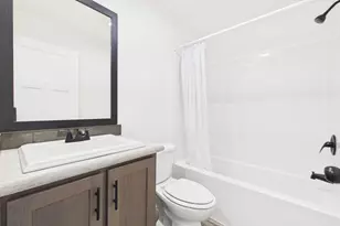 2 4th Ave, Ware, MA 01082 - Photo 26