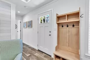 2 4th Ave, Ware, MA 01082 - Photo 4