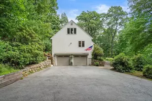 25 Greenwood E Ln, North Andover, MA 01845 - Photo 36