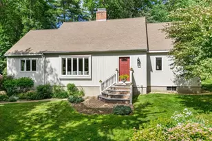 25 Greenwood East Ln, North Andover, MA 01845 - Photo 1