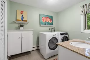 25 Greenwood E Ln, North Andover, MA 01845 - Photo 16