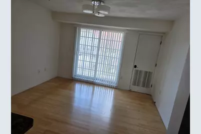 39 Broadway #206, Malden, MA 02148 - Photo 2
