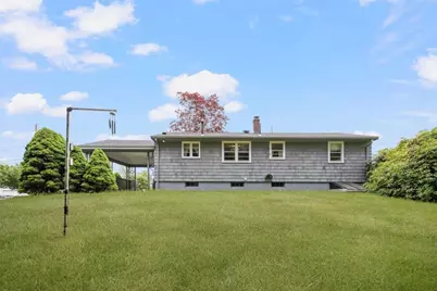 27 Hinsdale St, Swansea, MA 02777 - Photo 32