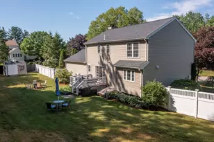 13 Candlewood Dr, Medway, MA 02053 - Photo 32