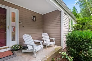 36 Fifer Ln, Lexington, MA 02420 - Photo 2