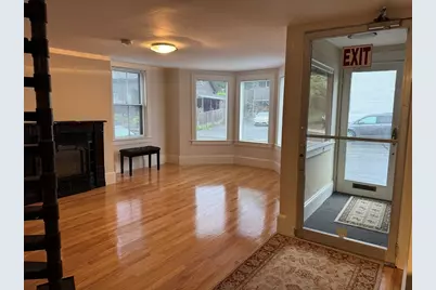 183 Pleasant St, Marblehead, MA 01945 - Photo 2