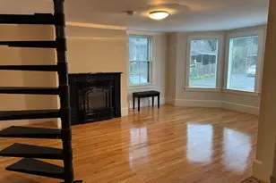 183 Pleasant St, Marblehead, MA 01945 - Photo 1