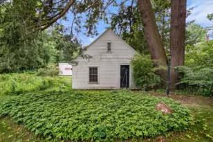 14 Linden St, Northbridge, MA 01588 - Photo 36