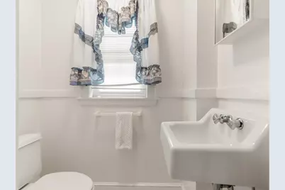62 Bellington Street, Arlington, MA 02476 - Photo 18