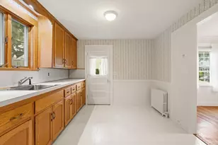 62 Bellington St, Arlington, MA 02476 - Photo 12