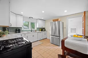 230 Chelmsford St, Chelmsford, MA 01824 - Photo 14