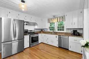 115 Walnut St, Dedham, MA 02026 - Photo 10