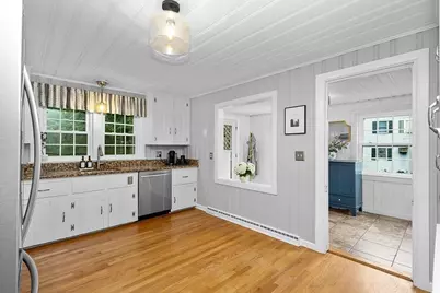 115 Walnut Street, Dedham, MA 02026 - Photo 12