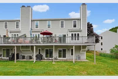 201 Treasure Island Rd #201, Webster, MA 01570 - Photo 2