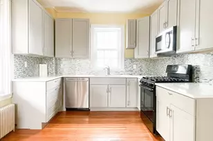 381 Centre St, Boston, MA 02130 - Photo 2