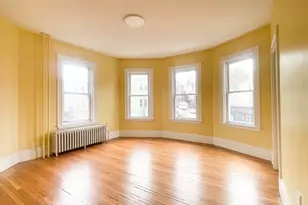 381 Centre St, Boston, MA 02130 - Photo 20