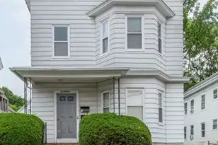 21 Myrtle St, Lowell, MA 01850 - Photo 2