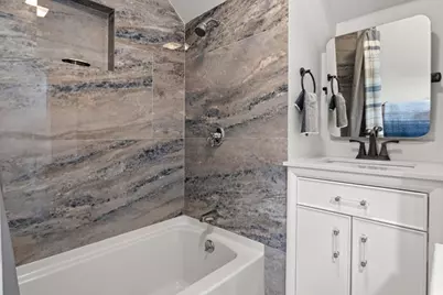 30 Chapel Street #B, Gloucester, MA 01930 - Photo 22