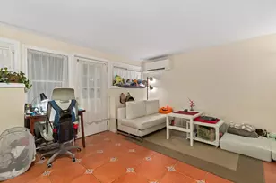 22 Austin St, Boston, MA 02129 - Photo 8