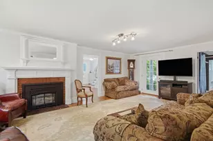 239 Fairmount St, Lowell, MA 01852 - Photo 6