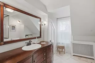 239 Fairmount St, Lowell, MA 01852 - Photo 24