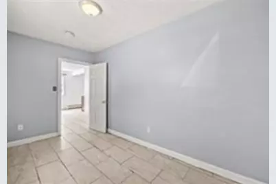30 Orange St, Fall River, MA 02720 - Photo 12