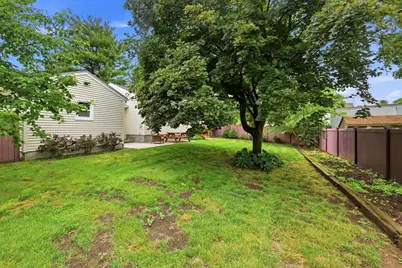 7 Fritz Ave, Westfield, MA 01085 - Photo 6