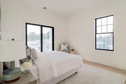 387 Norfolk St, Cambridge, MA 02139 - Photo 32