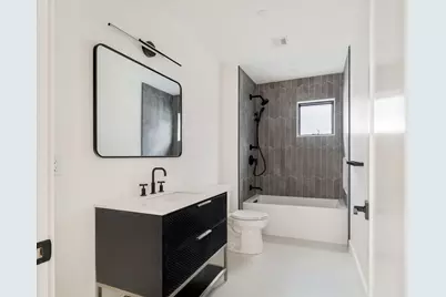 387 Norfolk St, Cambridge, MA 02139 - Photo 24
