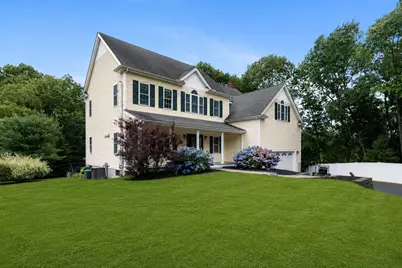 670 Hickory Rd, North Attleboro, MA 02760 - Photo 2