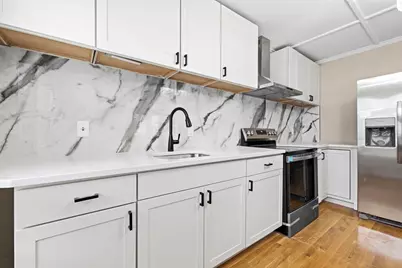 204 Eastern Avenue, Lynn, MA 01902 - Photo 18