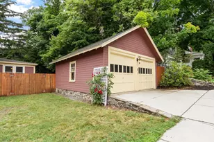 192 Wentworth Ave, Lowell, MA 01852 - Photo 4