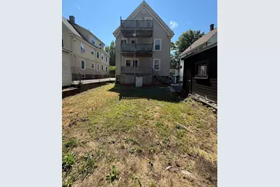 31-33 Hollingsworth St, Lynn, MA 01902 - Photo 4
