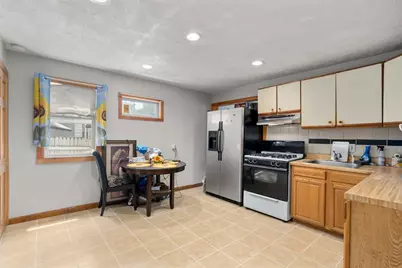 24 Hathaway St, Lynn, MA 01905 - Photo 4