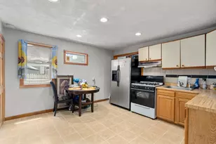 24 Hathaway St, Lynn, MA 01905 - Photo 4