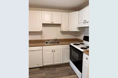 176 Maple Ave #4-1, Rutland, MA 01543 - Photo 2