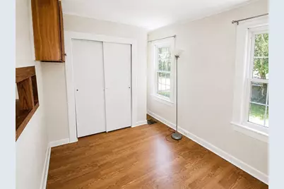 18 Bolton Pl, Bridgewater, MA 02324 - Photo 6