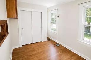 18 Bolton Pl, Bridgewater, MA 02324 - Photo 6