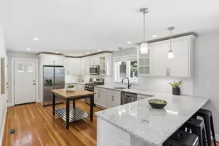 8-10 Fordham St, Arlington, MA 02474 - Photo 12
