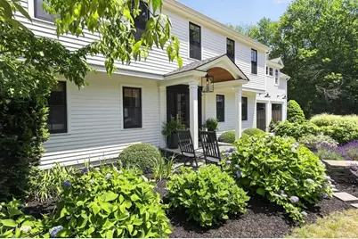 4 Quail Run, Hingham, MA 02043 - Photo 2