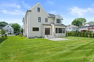 712 Washington, Boston, MA 02135 - Photo 2