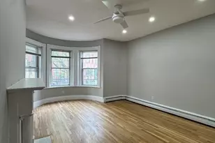 198 St Botolph St, Boston, MA 02115 - Photo 8